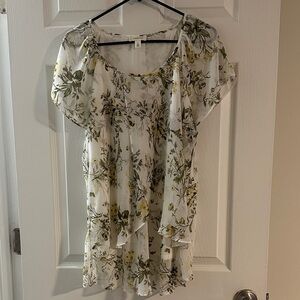 Elegant Floral Women's Blouse - White and Green